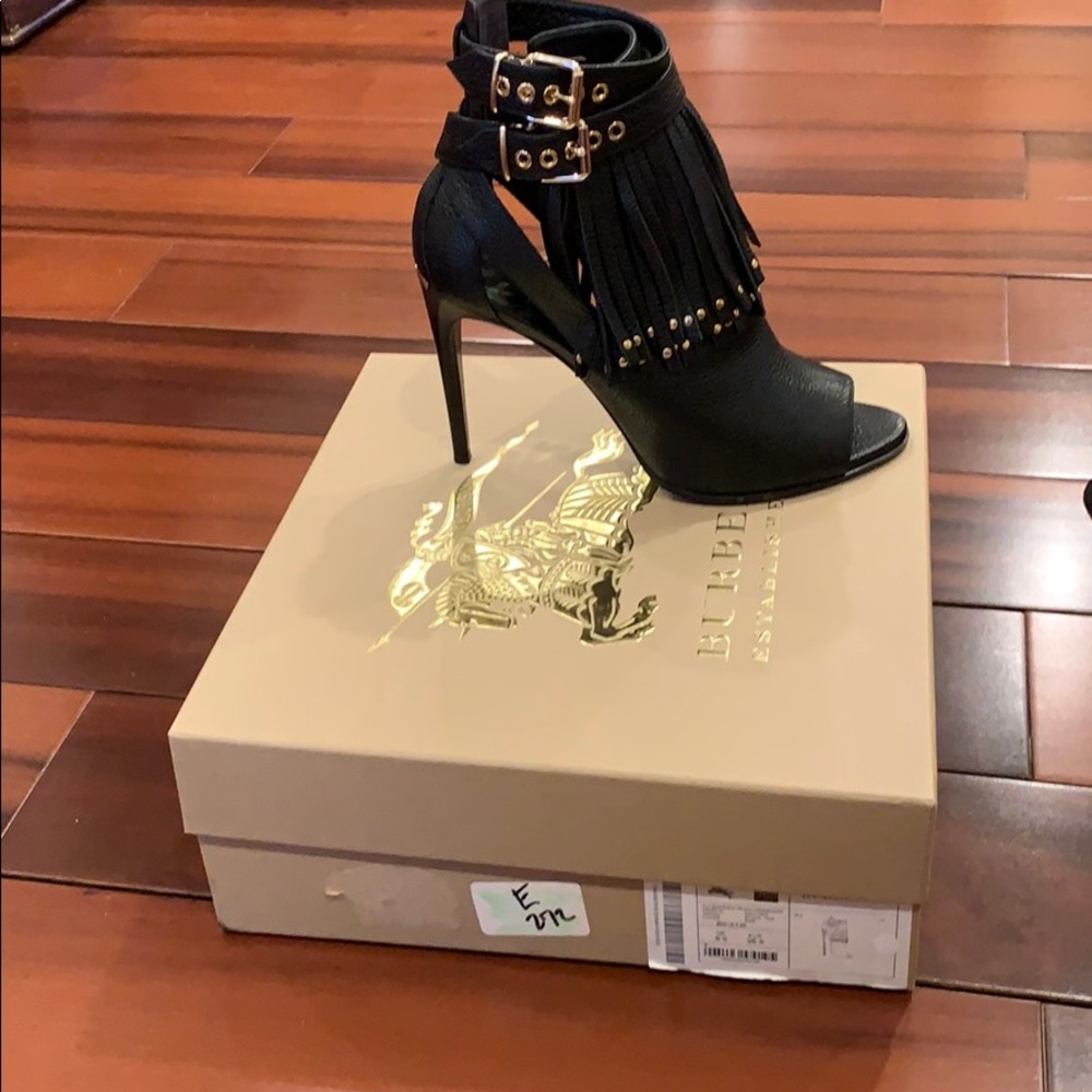 Burberry boots